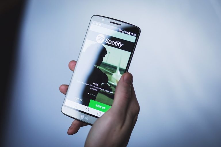 Как вы можете отменить Spotify Premium со своего мобильного телефона