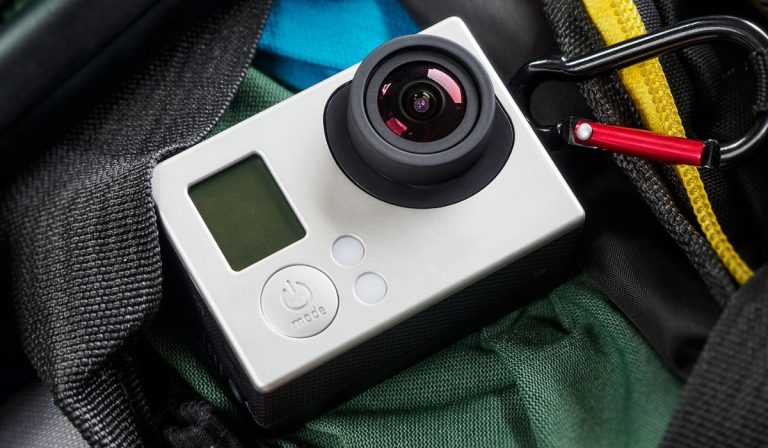 Можно ли положить GoPro в багажную сумку?