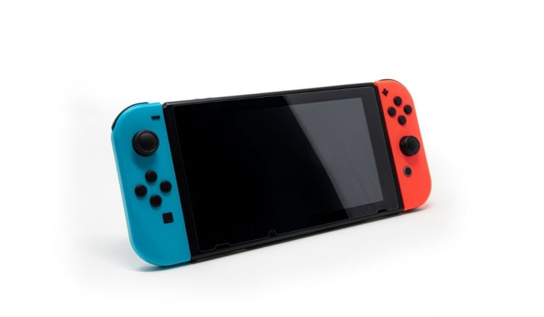 Nintendo Switch продолжает падать: возможные причины и решения