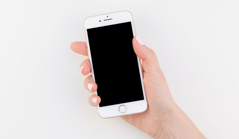 Можно ли использовать беспроводное зарядное устройство с iPhone 7?
