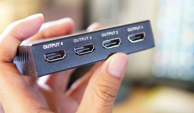 Может ли разветвитель HDMI расширить дисплей до 2 мониторов?